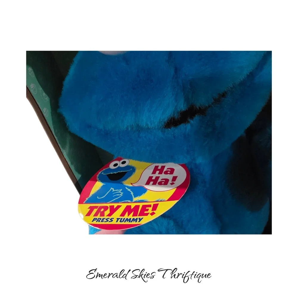 Vintage 1997 Tickle Me Cookie Monster Sesame Street TYCO‎ Laughing. **READ**
